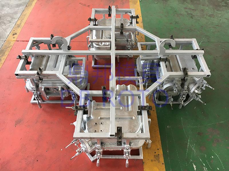  尿素箱模具M(jìn)J-NSX-011